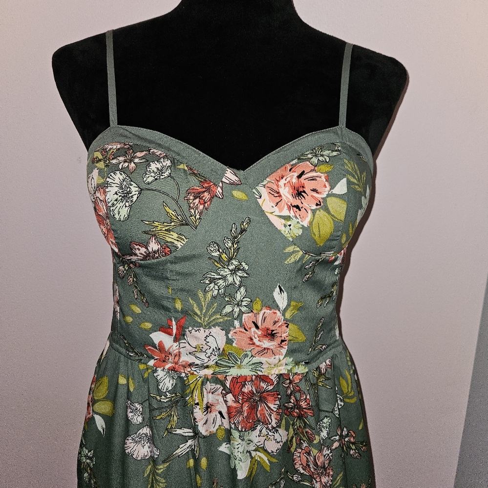 Band Of Gypsies Floral Maxi Dress - Size Medium - Picture 2 of 7